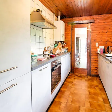 Halfway Between Near Nature Park, Cleaning Included