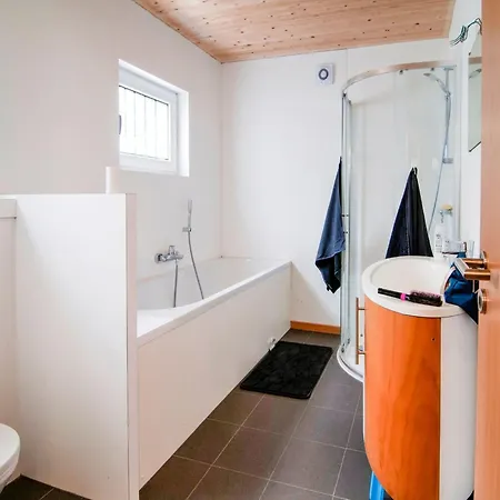 Halfway Between Near Nature Park, Cleaning Included Chalet Jalhay