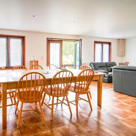 Chalet Halfway Between Near Nature Park, Cleaning Included Jalhay